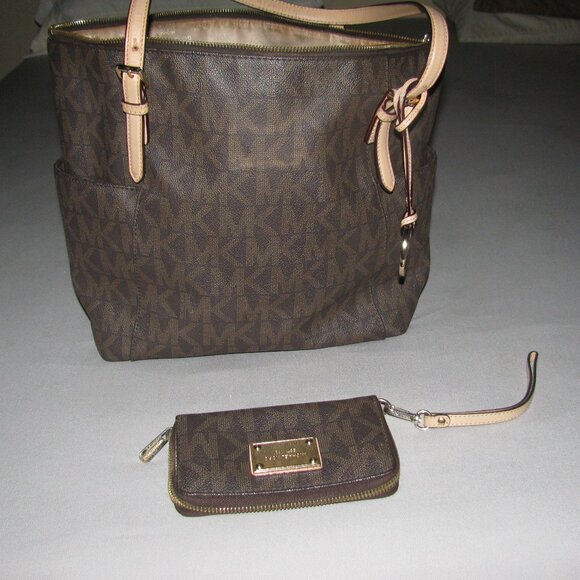MICHAEL KORS -BROWN- SIGNATURE TOTE W/SIDE POCKET &MATCHING DOUBLE ZIPPER WALLET - Picture 3 of 14